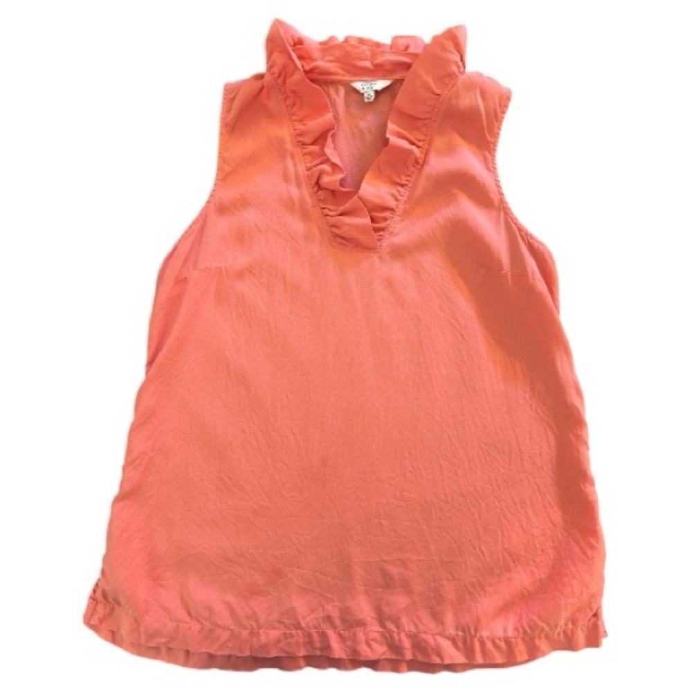 Crown & Ivy Ruffled V-Neck Sleeveless Top in Coral